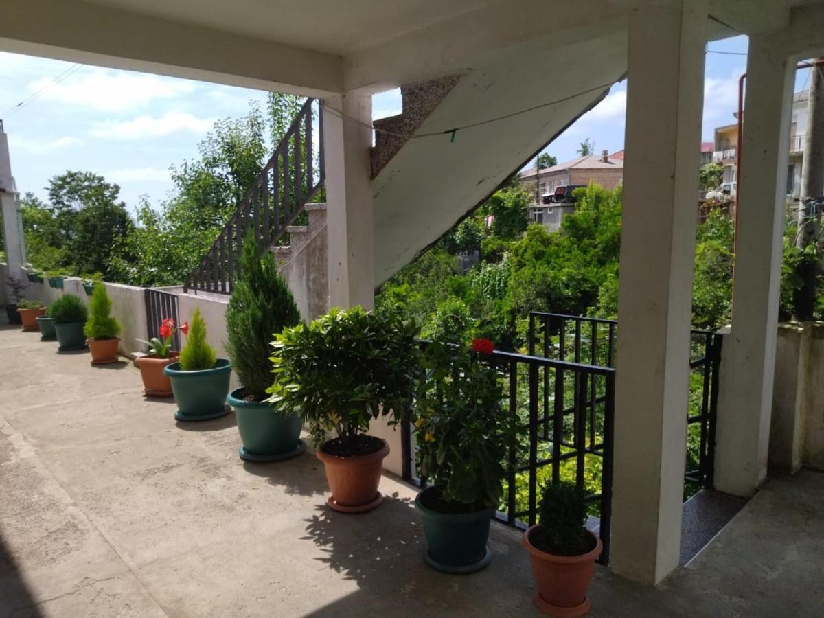 White House Avtandil&Nino Hotel Sarpi Exterior photo